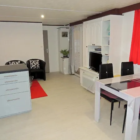 Apartment Mobil Fradin Parc De Loisirs *