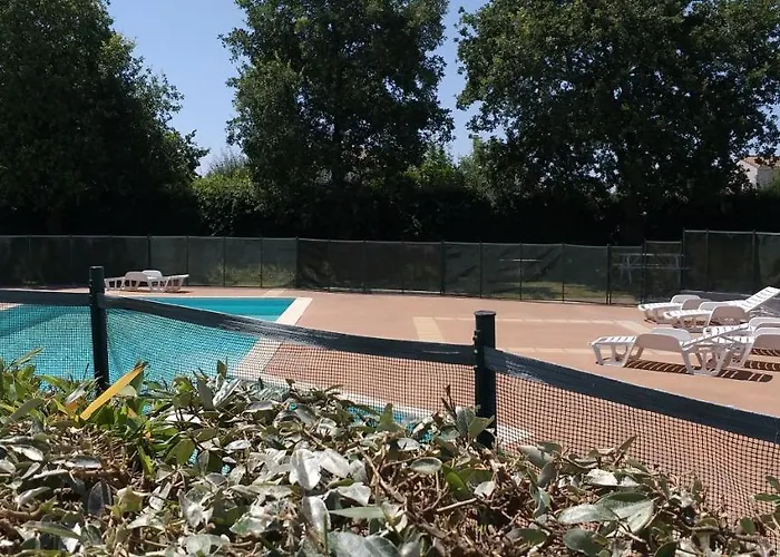 Apartment Mobil Fradin Parc De Loisirs *